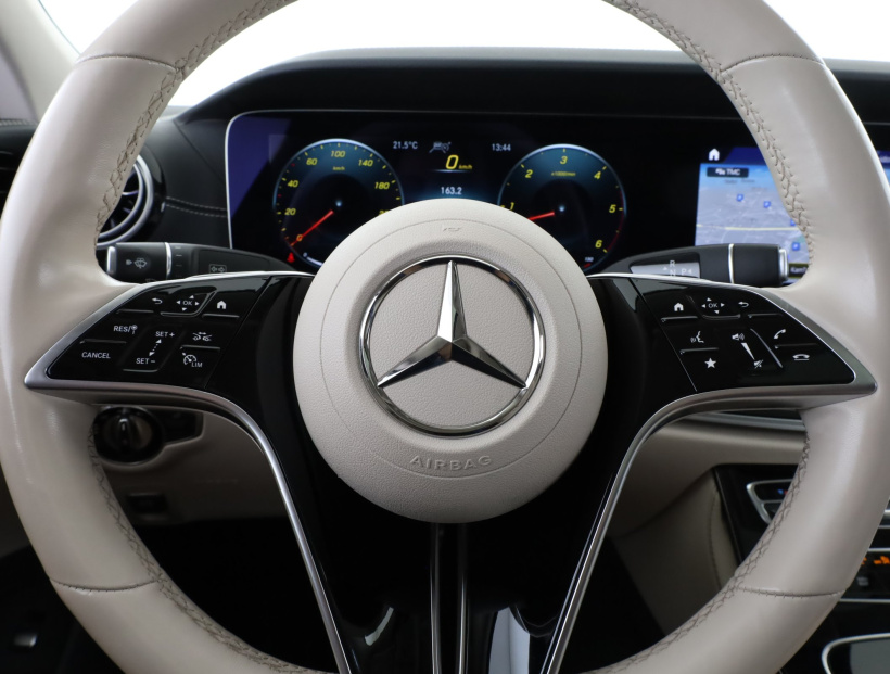 Mercedes-Benz CLS, 2022