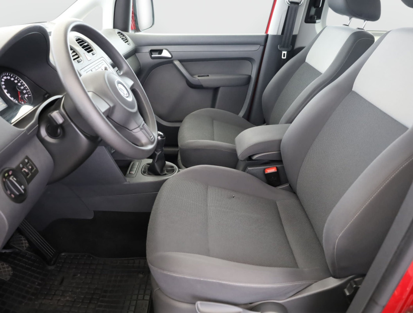 Volkswagen Caddy, 2014