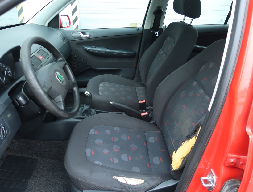 Škoda Fabia, 2004