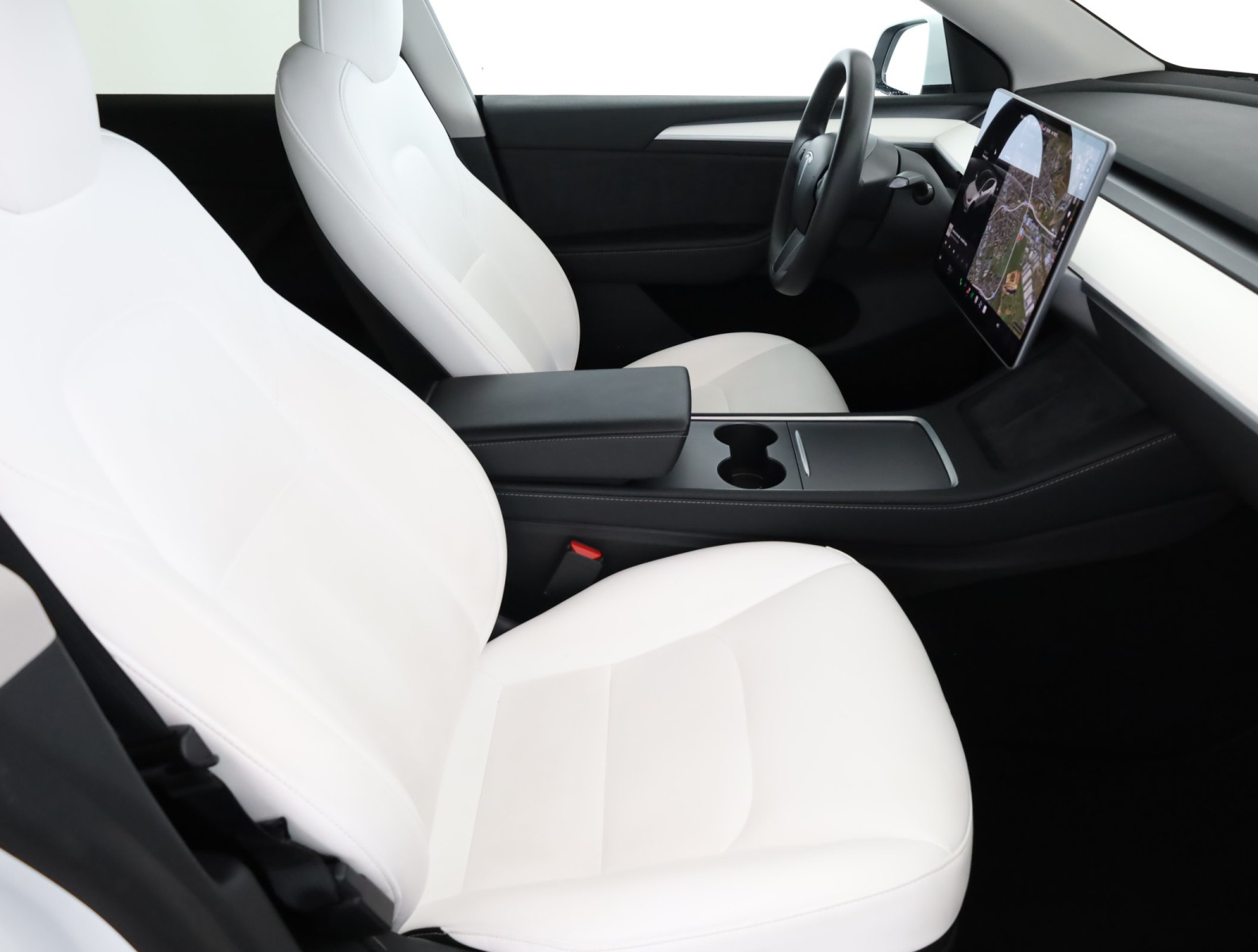 Tesla Model Y Long Range AWD – fotografie 10