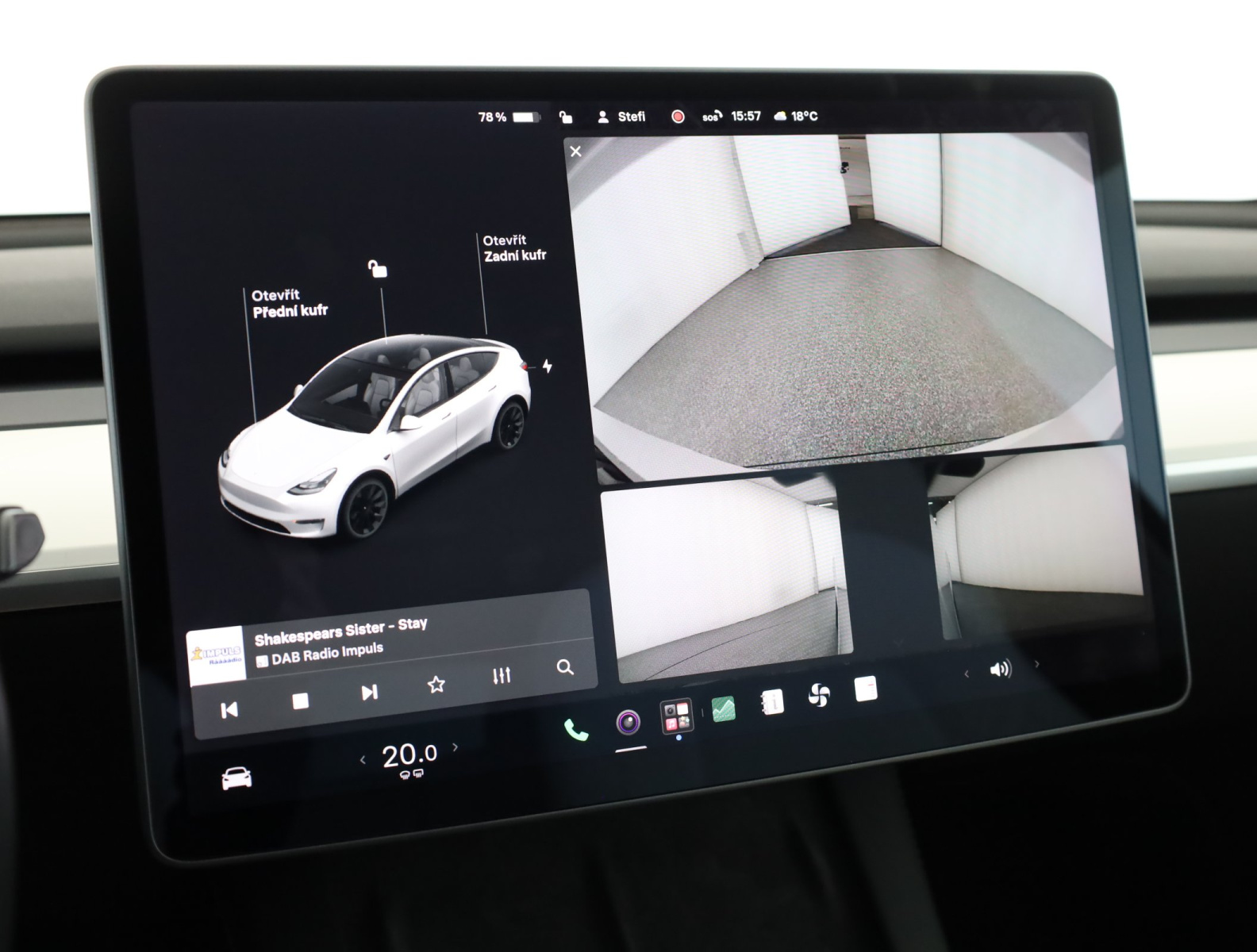 Tesla Model Y Long Range AWD – fotografie 17