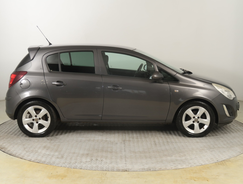 Opel Corsa, 2011