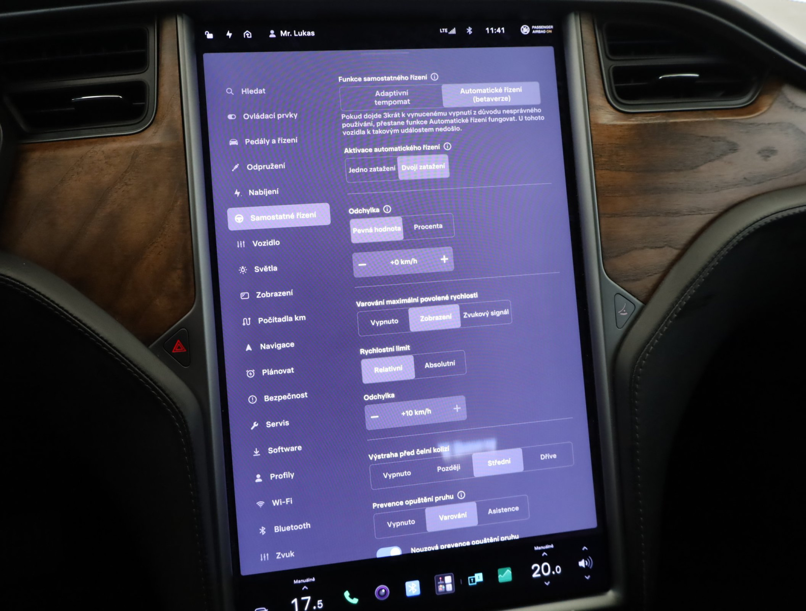 Tesla Model S Standard Range – fotografie 20