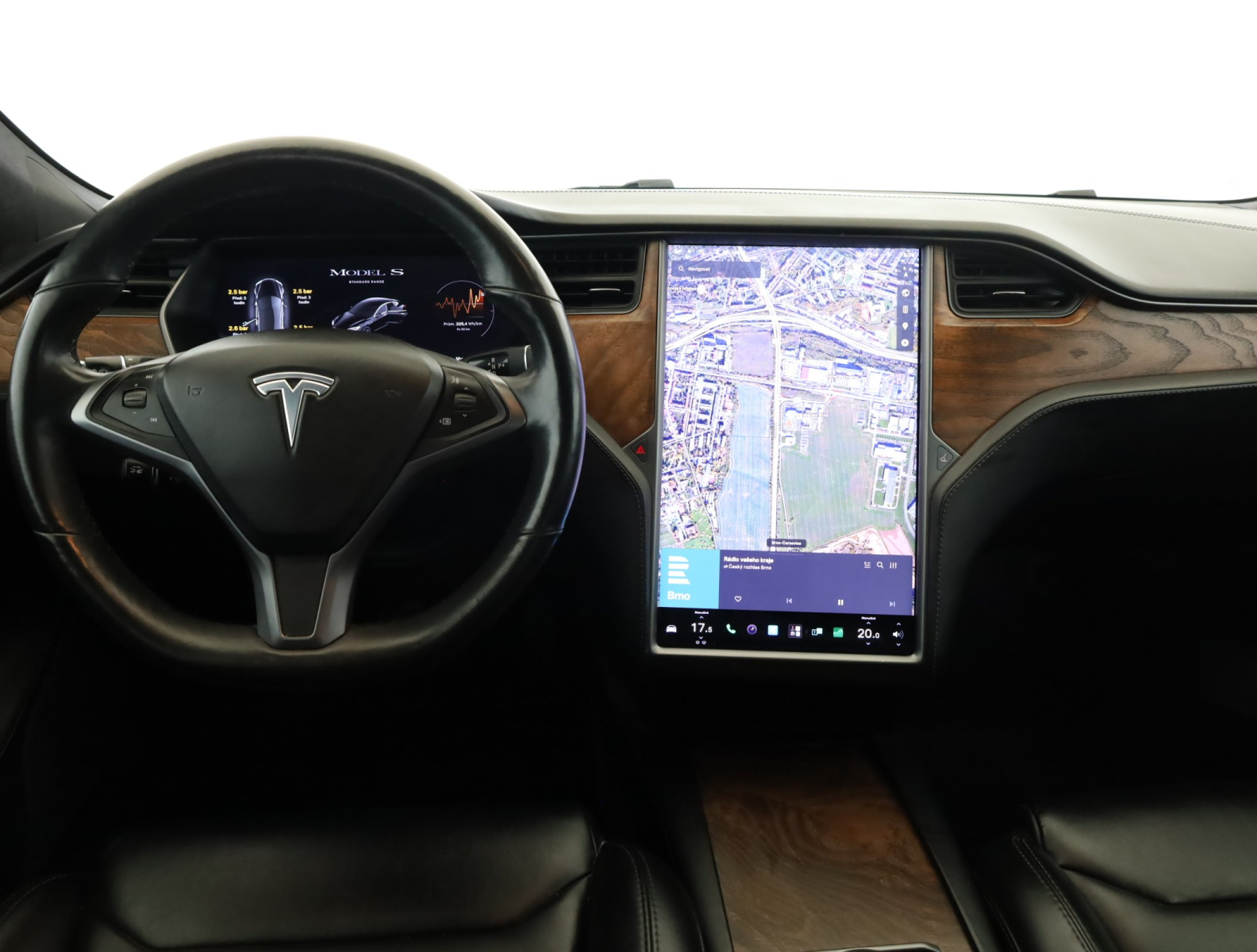 Tesla Model S Standard Range – fotografie 9