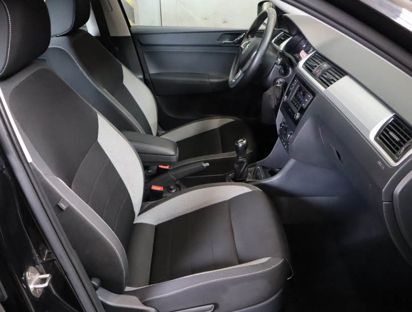 Škoda Rapid Spaceback, 2016