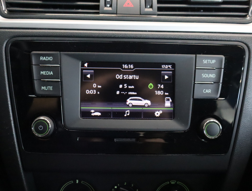 Škoda Rapid Spaceback, 2016