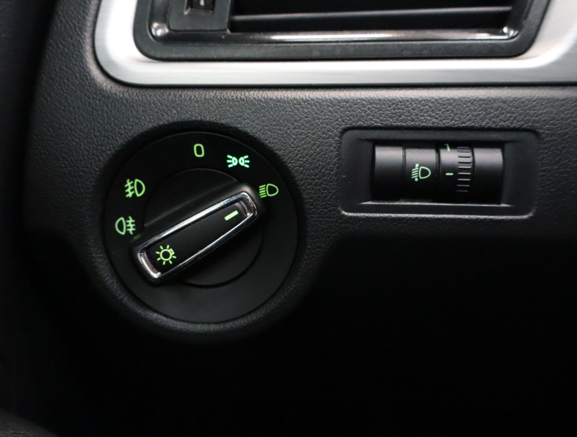Škoda Rapid Spaceback, 2016