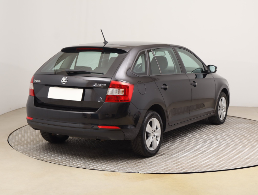 Škoda Rapid Spaceback, 2016