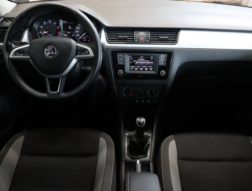 Škoda Rapid Spaceback, 2016