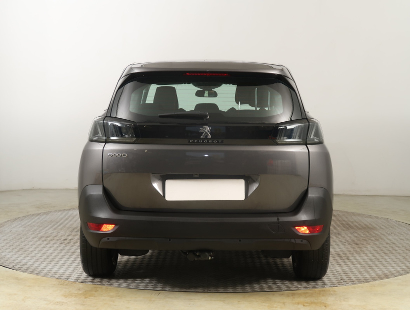 Peugeot 5008, 2022