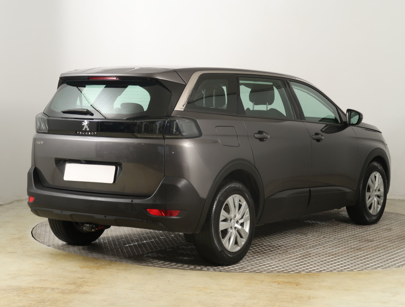 Peugeot 5008, 2022
