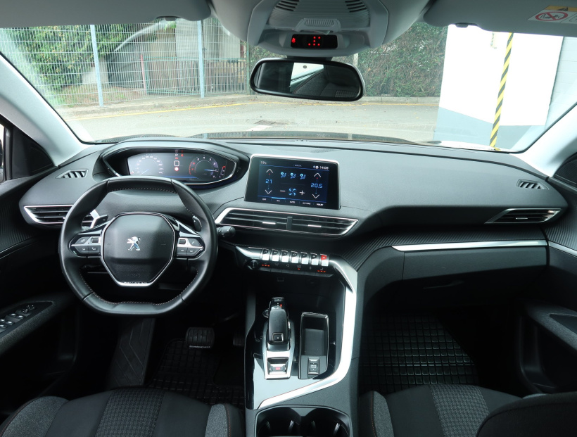 Peugeot 5008, 2022