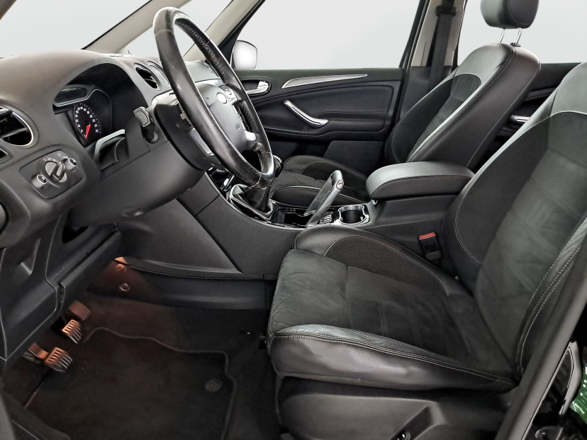 Ford Galaxy, 2012