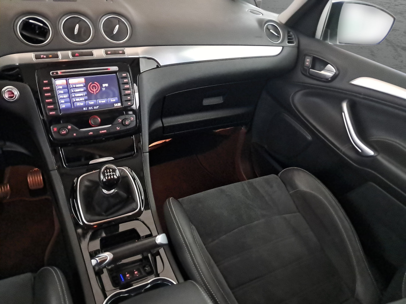 Ford Galaxy, 2012
