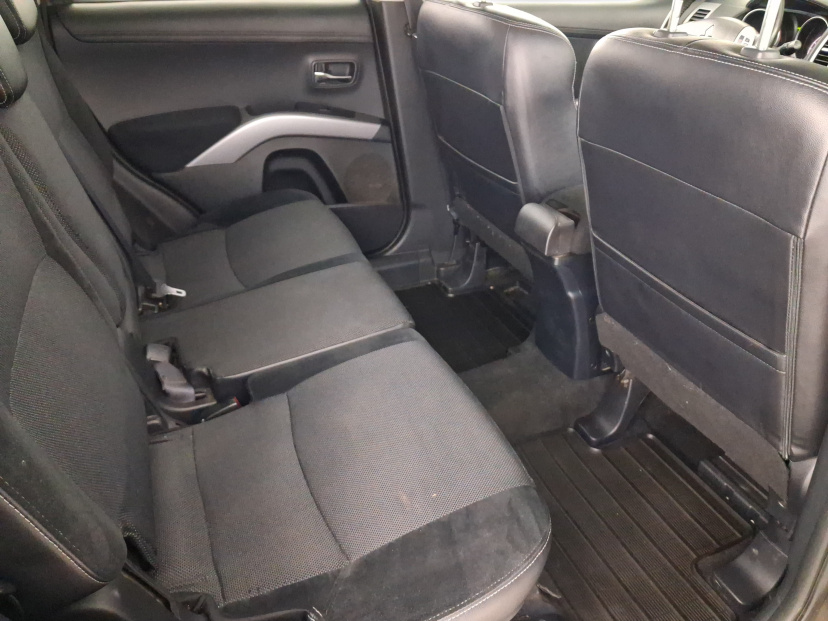 Mitsubishi Outlander, 2013