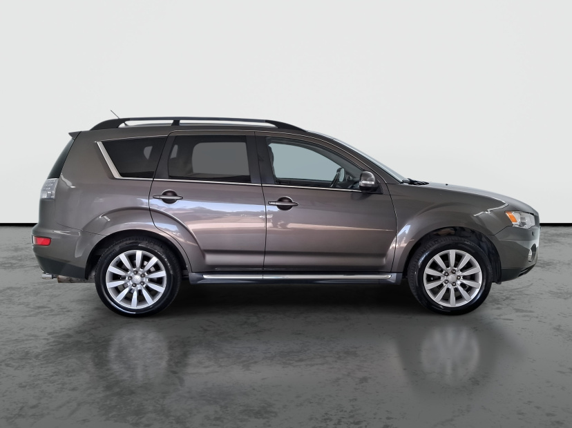 Mitsubishi Outlander, 2013