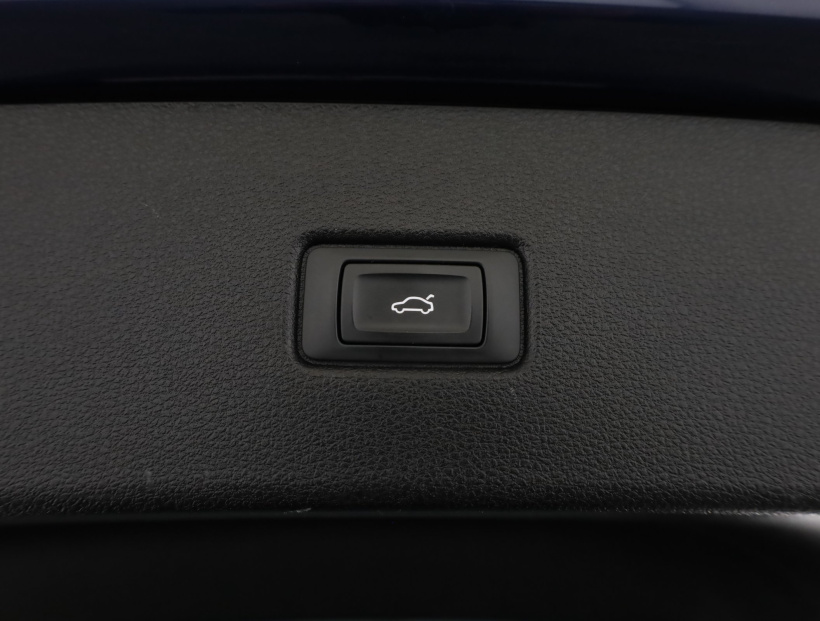 Audi Q5 Sportback, 2021