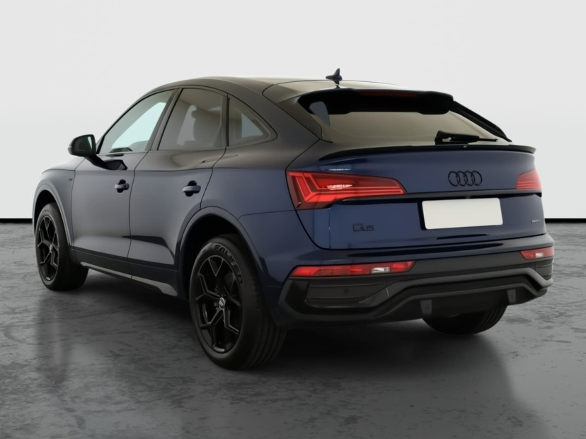 Audi Q5 Sportback, 2021