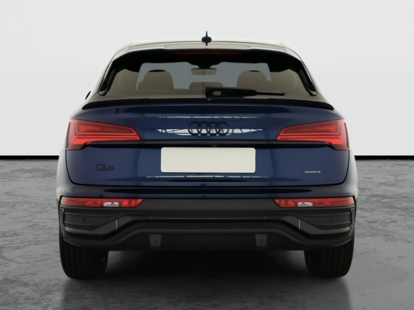 Audi Q5 Sportback, 2021