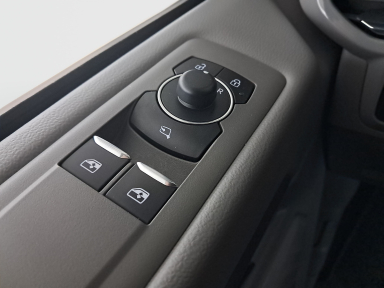 Volkswagen Caravelle - 2025