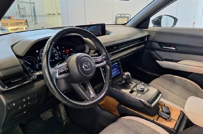 Mazda MX-30, 2021