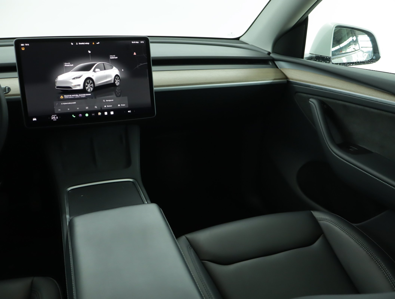 Tesla Model Y Long Range AWD – fotografie 11