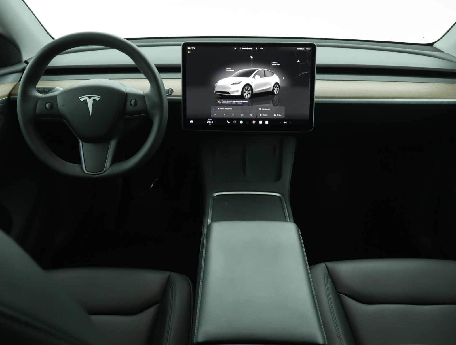 Tesla Model Y Long Range AWD – fotografie 10