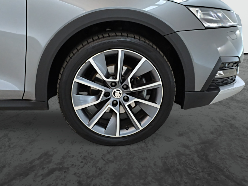 Škoda Octavia Scout, 2023