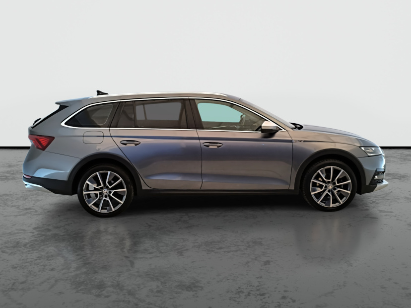 Škoda Octavia Scout, 2023