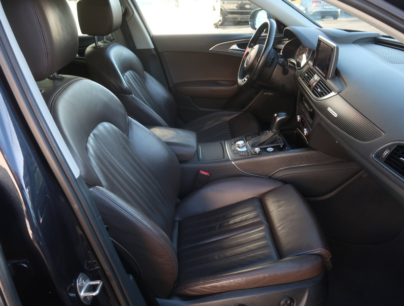 Audi A6 Allroad, 2015