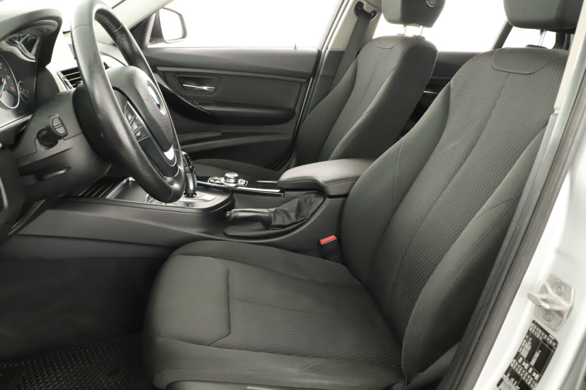 BMW 3, 2017