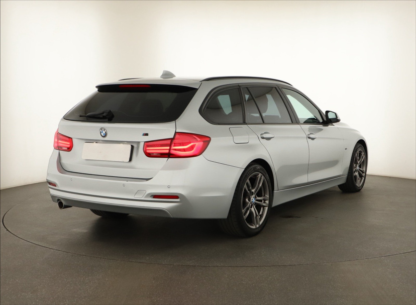 BMW 3, 2017