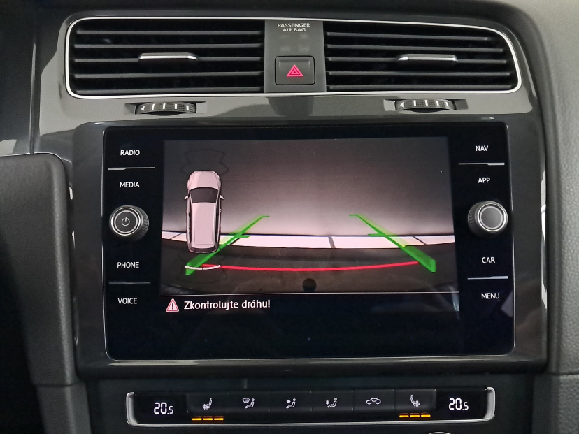 Volkswagen Golf, 2020