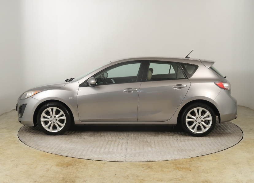 Mazda 3, 2011