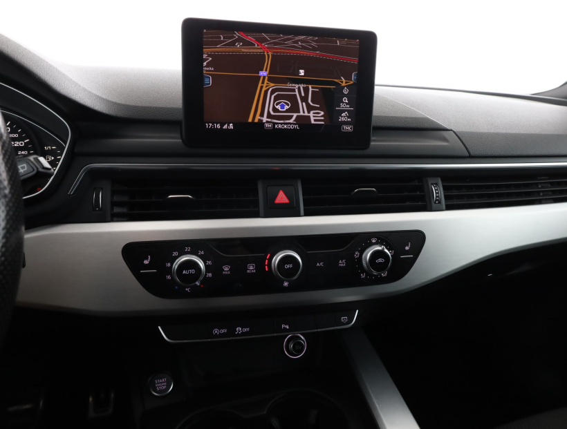 Audi A4, 2016