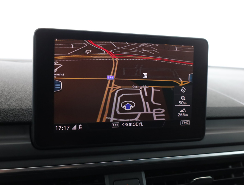 Audi A4, 2016