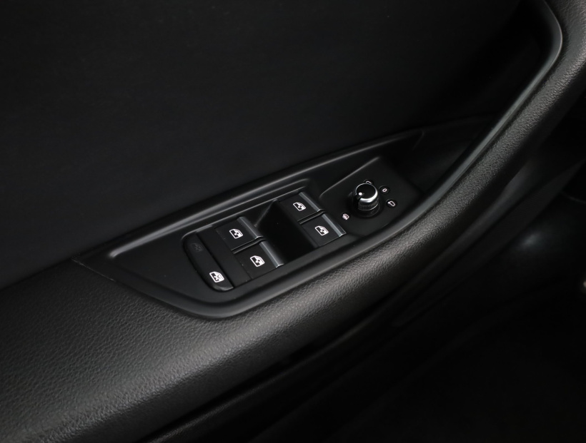 Audi A4, 2016