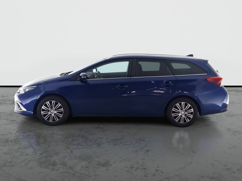 Toyota Auris, 2015