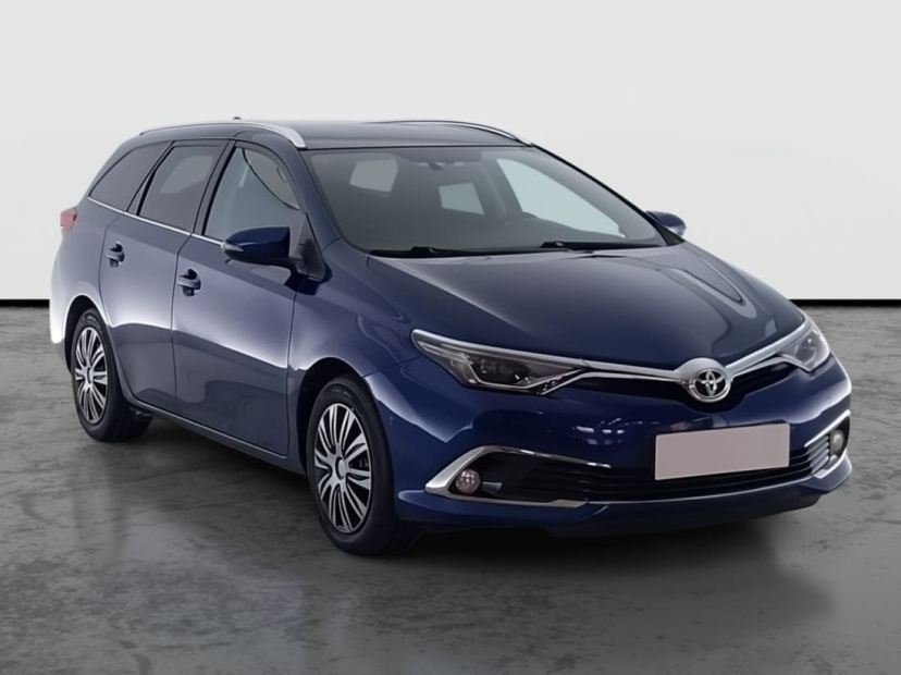 Toyota Auris, 2015