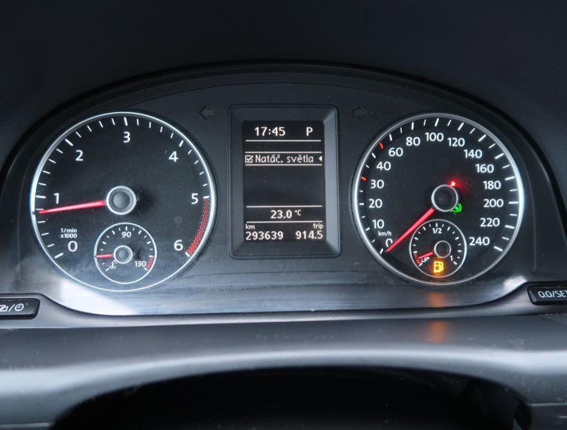 Volkswagen Touran, 2013