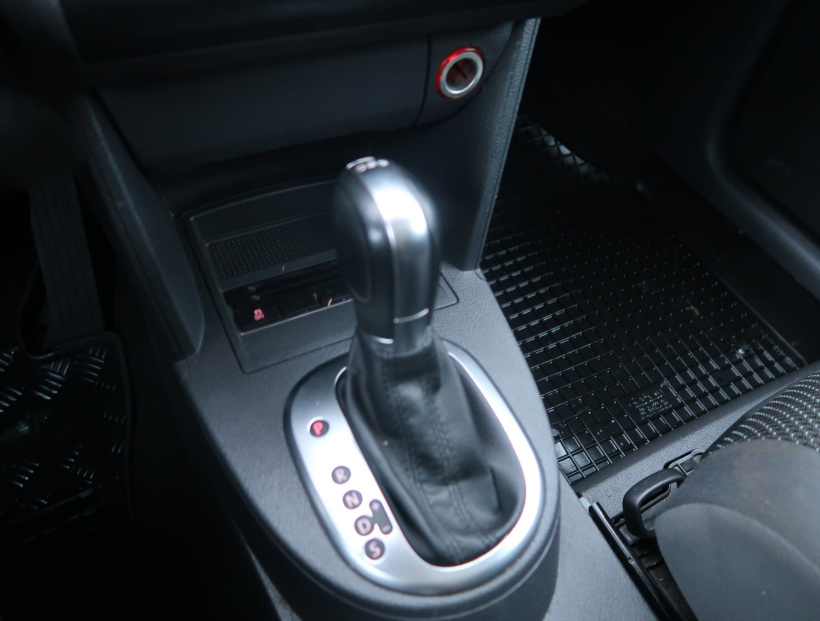 Volkswagen Touran, 2013