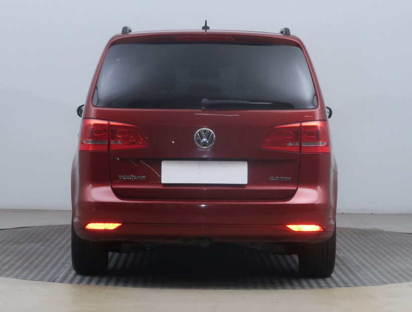 Volkswagen Touran, 2013