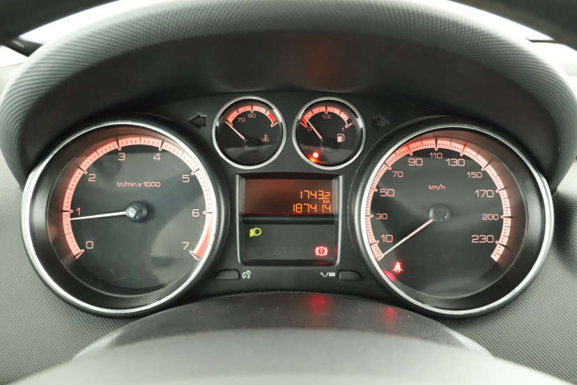 Peugeot 308, 2013