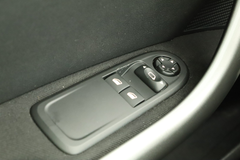 Peugeot 308, 2013