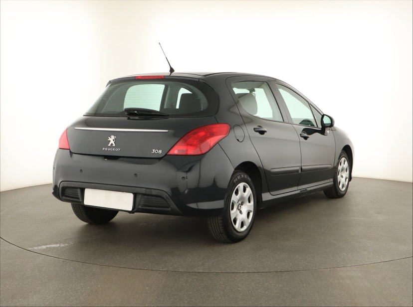 Peugeot 308, 2013