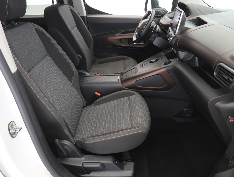 Peugeot Rifter, 2021