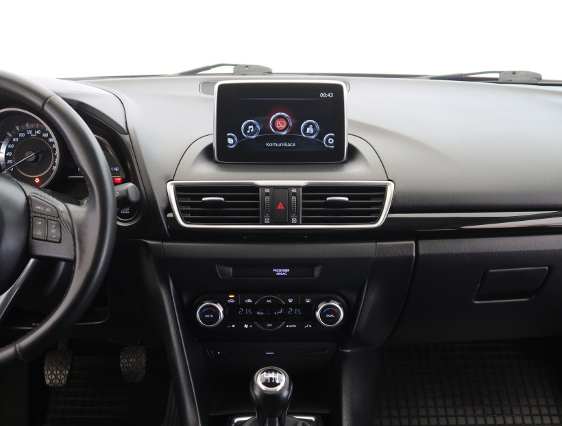 Mazda 3, 2016