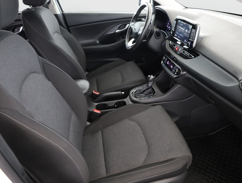 Hyundai i30, 2023