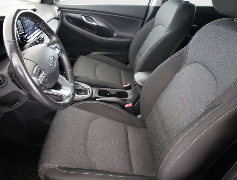Hyundai i30, 2023