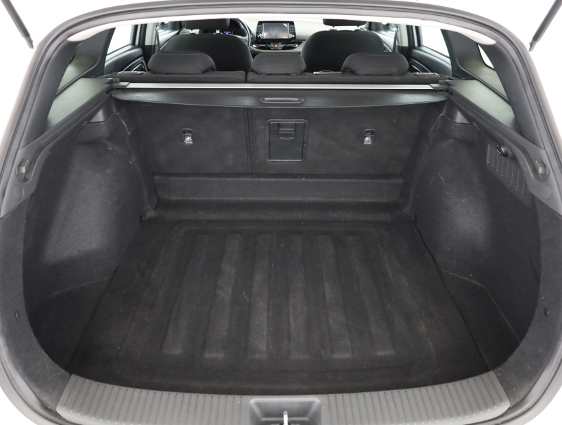 Hyundai i30, 2023
